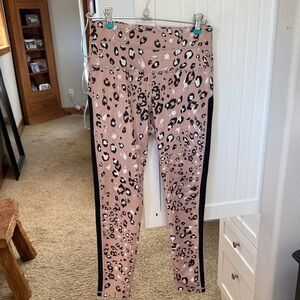 Zella brand new 32” leggings. Super cute!